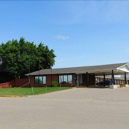 Battlefords Inn Север Батлфорд Экстерьер фото